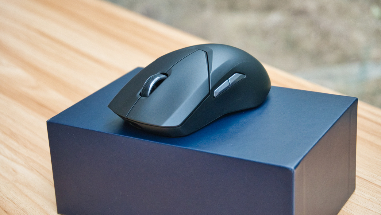 雷柏游戏鼠标v29和v25区别,雷柏VT9pro双模无线游戏鼠标评测