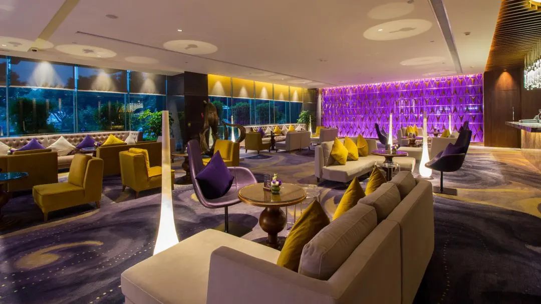 俯瞰鼓浪屿的全景尽收眼底,发现这里