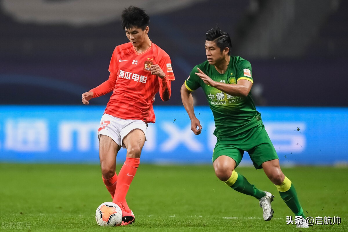 肩负责任！广州队发布国家德比海报，郑智一席话让李铁学习好几年