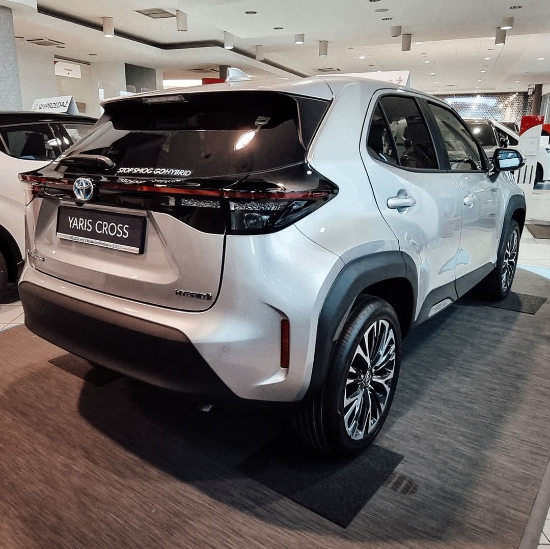 雅力士cross最新款落地价,全新雅力士cross价格与图片