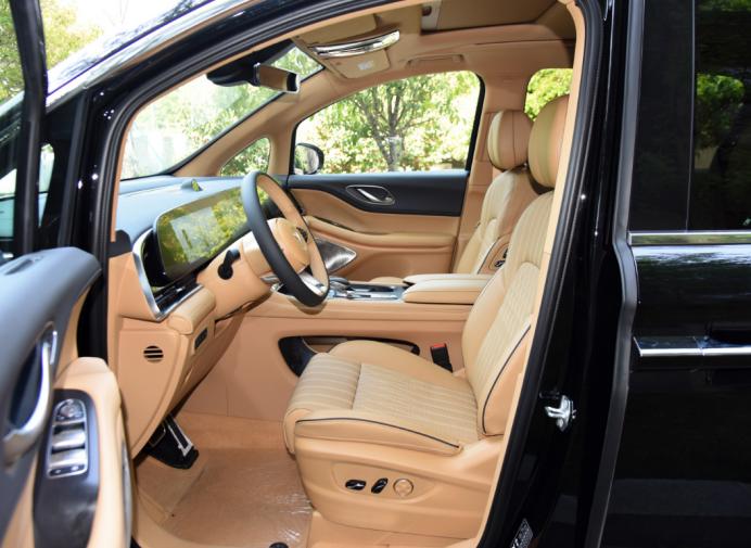 岚图梦想家mpv混动版缺点,岚图梦想家ev2024款自动驾驶