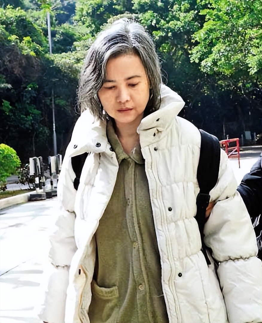 这一次，儿媳妇的“奔放”，彻底让曾志伟“颜面尽失”