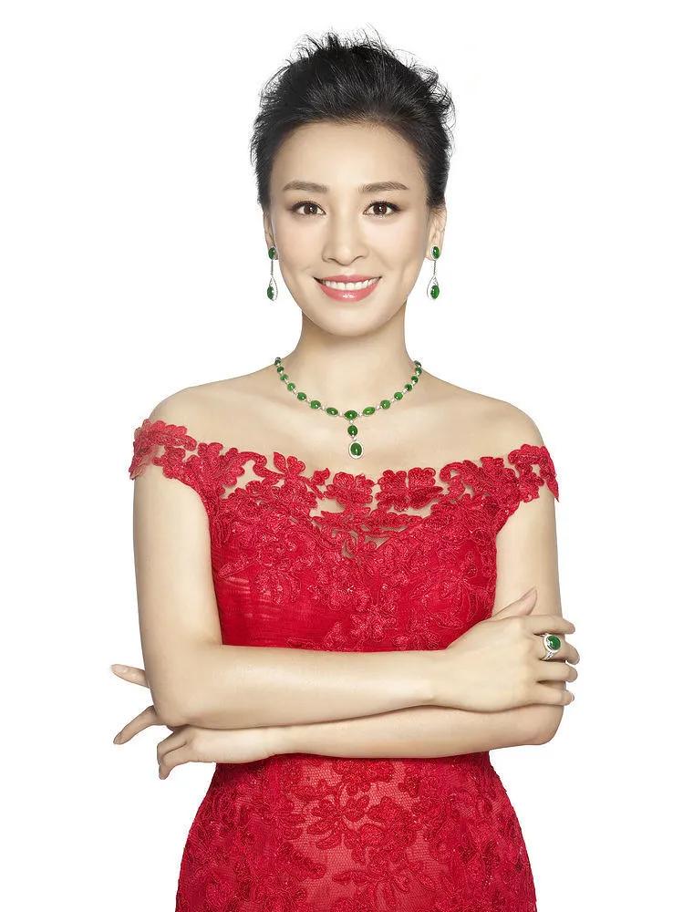 张庭夫妇搞传销，三年半收入近百亿，TST被罚2100万