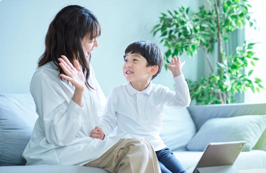 如何帮助宝宝从坐立到站起来,怎么帮助孩子从躺到坐