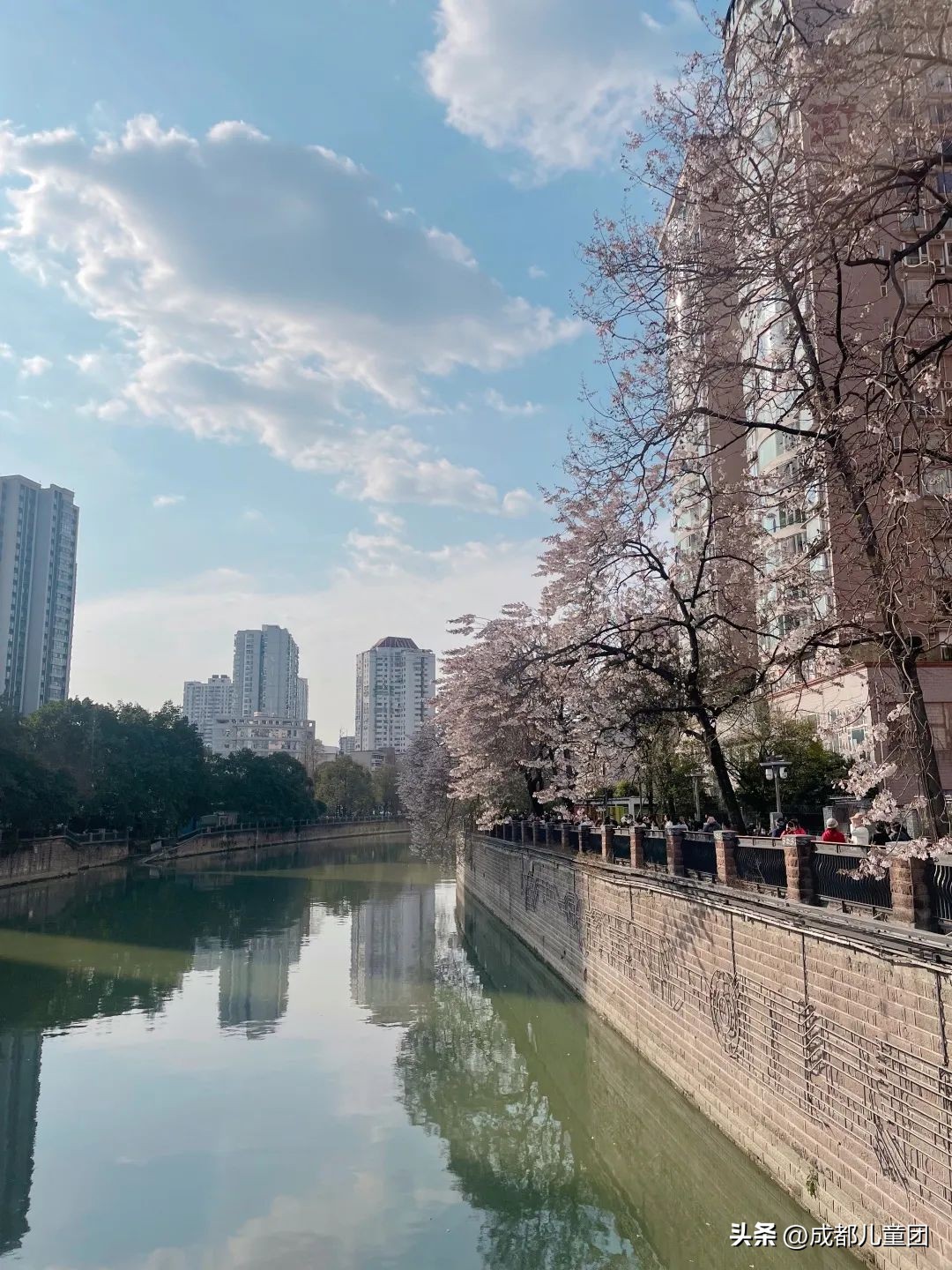 地铁3号线能到的美景地方,一号线地铁直达的风景