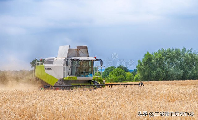 德国人评论豹2被击毁,德国坦克豹2在俄乌冲突中被摧毁