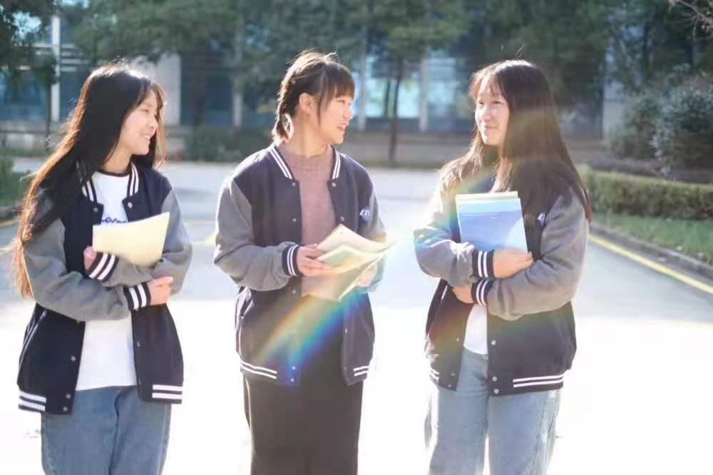 2022中招季|关注无锡立信高职校！多家媒体报道立信5位云南籍学生