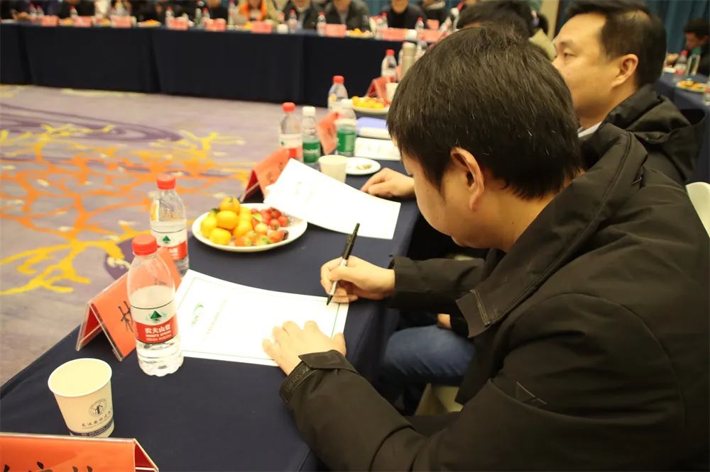 LASUN,联信品牌2023年代理商大会胜利召开