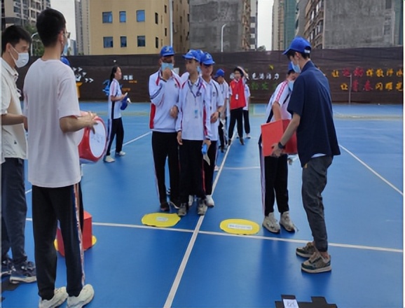 教学科技赋能融合区域协同共谋发展——清城中学第十届校园科技节