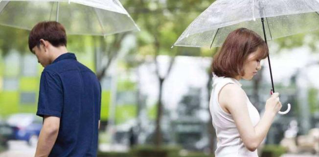 怎么与固执己见心硬的老婆相处,聪明的女人怎么跟老公沟通