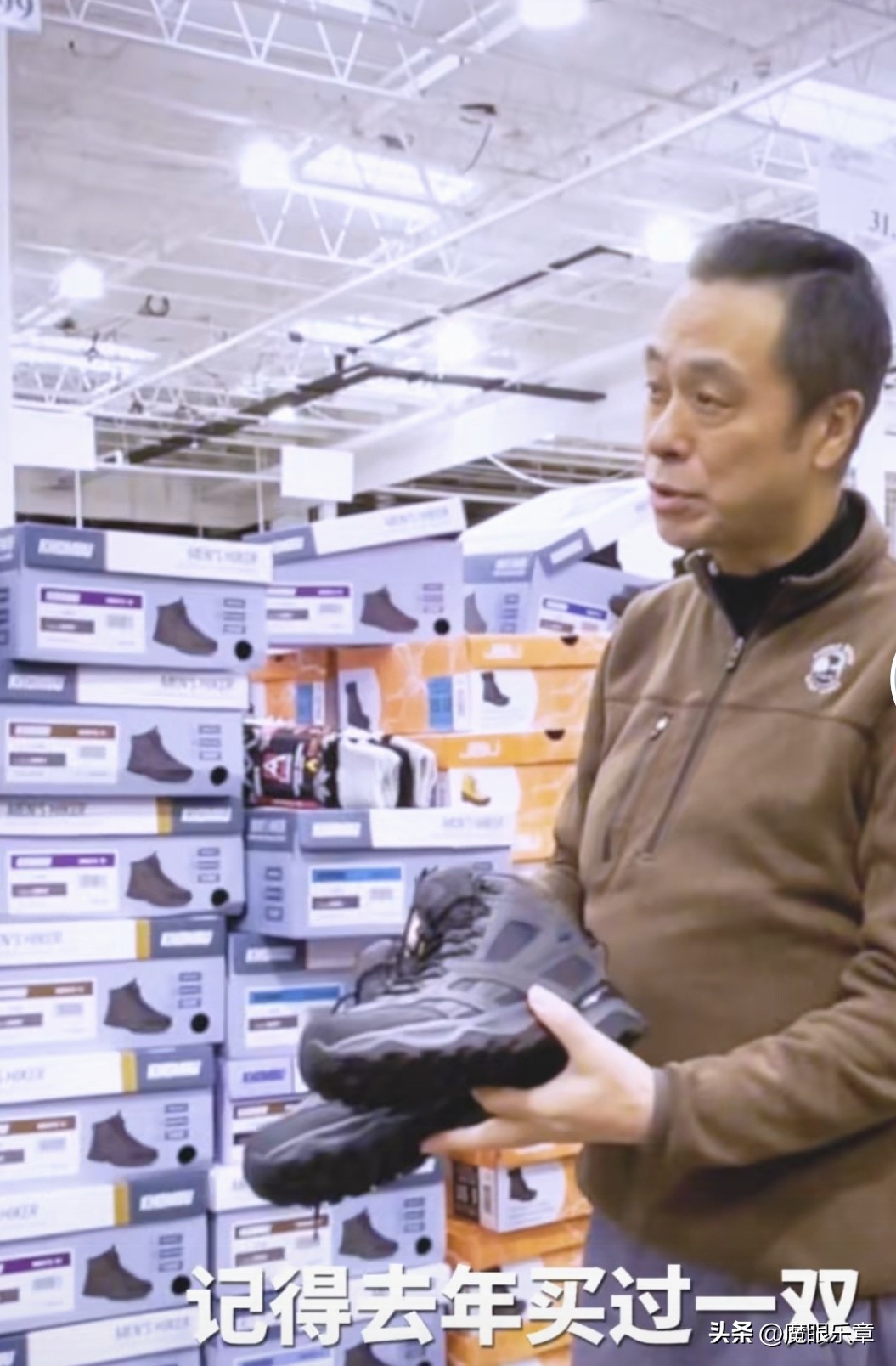 上海主持人逍遥乐活：万蒂妮和老公泳池秀恩爱、高源美国超市血拼