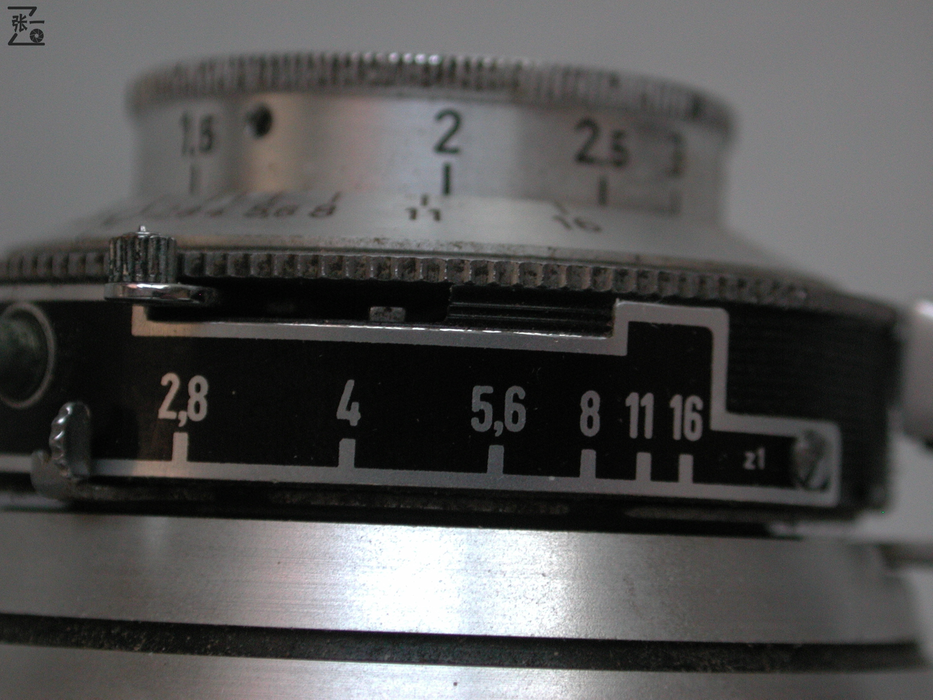 双快门释放装置+双过片方式的RegulaI-P旁轴相机！德国制造