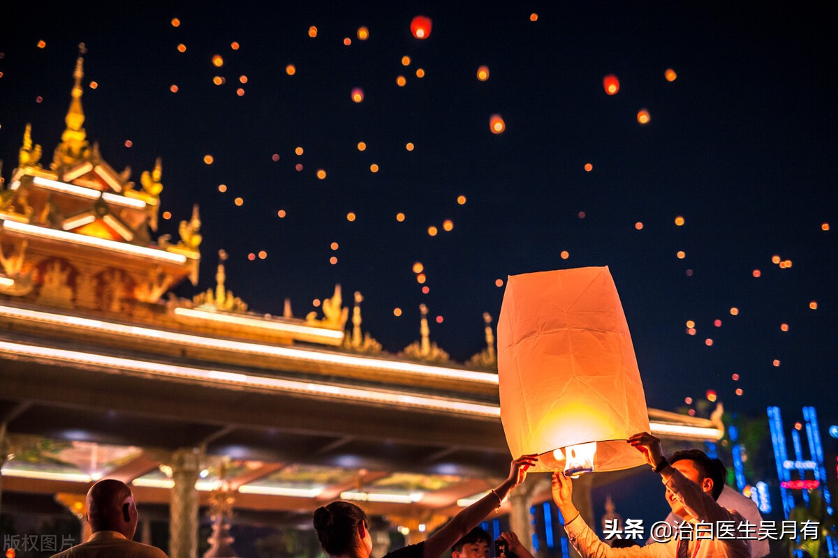 白癜风照光白斑变大了,白癜风进展期白斑会消退吗