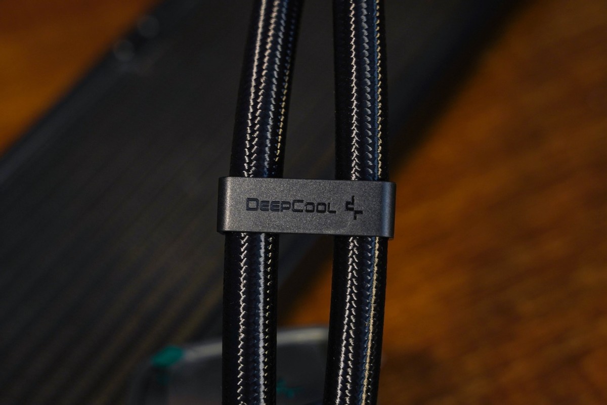 九州风神冰堡垒360青春版水冷测评,九州风神堡垒240rgbv2水冷散热器