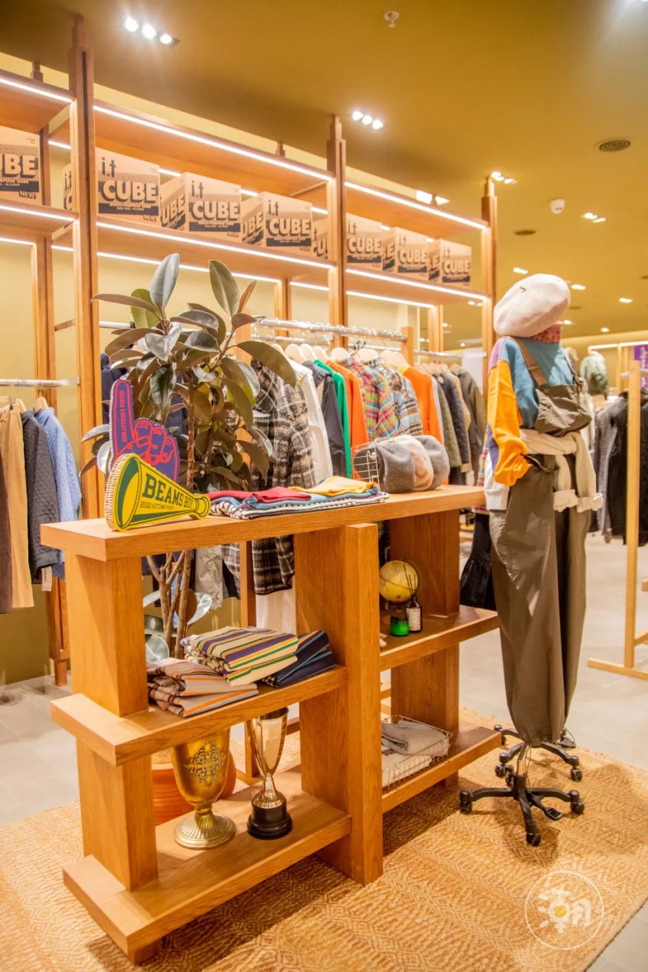 i.t成都新店潮酷来袭,带你解锁N种穿搭灵感