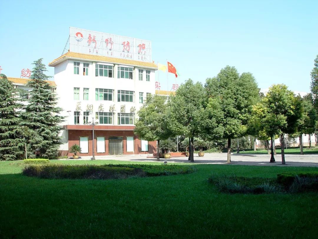 需求萎缩成交下滑钢价承压下行,需求继续疲软