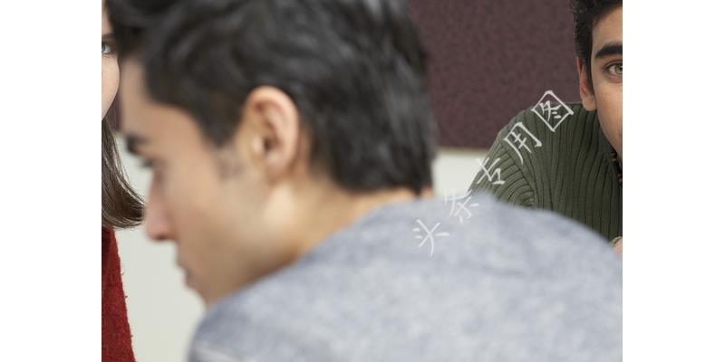 不给我弟买房,不给我弟弟买房子就离婚