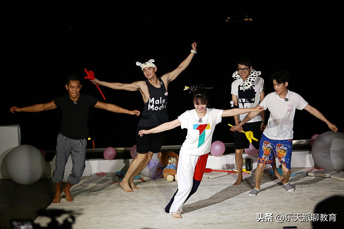 校运会开幕式舞蹈初中女团舞英文,高校运动会开幕式男生跳女团舞