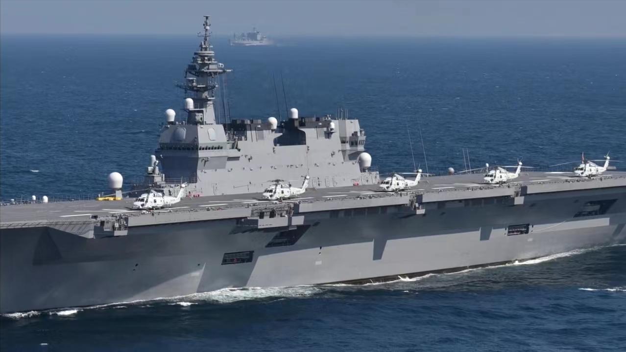 日本准航母出云号排水量 (日本两栖登陆舰排水量)