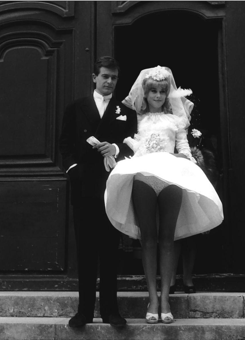 那位曾靓绝时尚圈、串起欧洲上流社会的超模为何落魄至此……