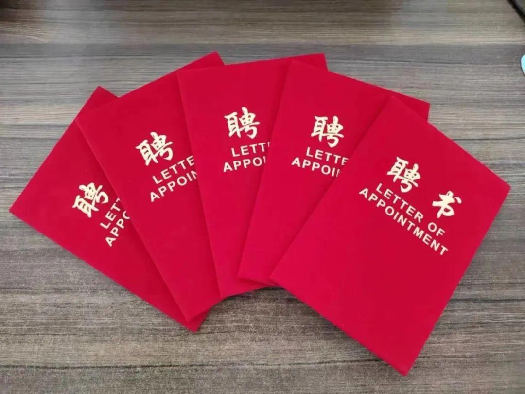 少数民族孩子收到录取通知书,通辽旗县学生如何收到录取通知书