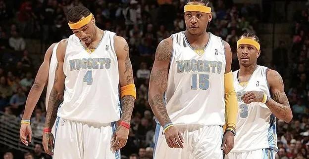 上赛季肯扬马丁,肯扬马丁在街头