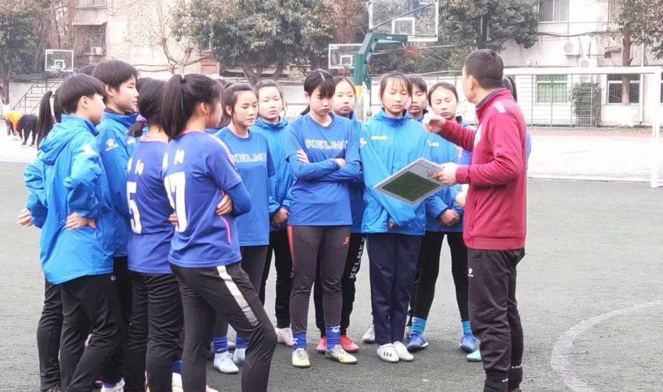 骄傲！江油校园女足发展模式，全国推广