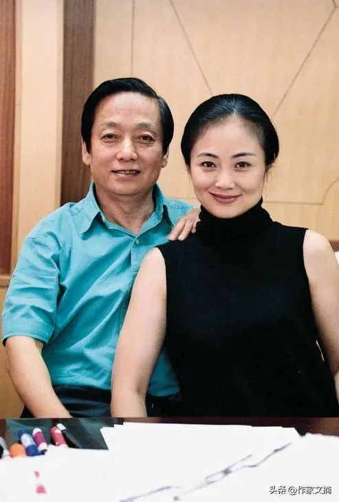 韩美林之妻周建萍结过几次婚,周建萍眼中的韩美林