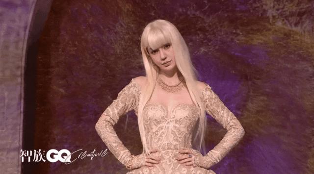 杨颖李沁look,杨幂baby李沁同时驾驭紫色