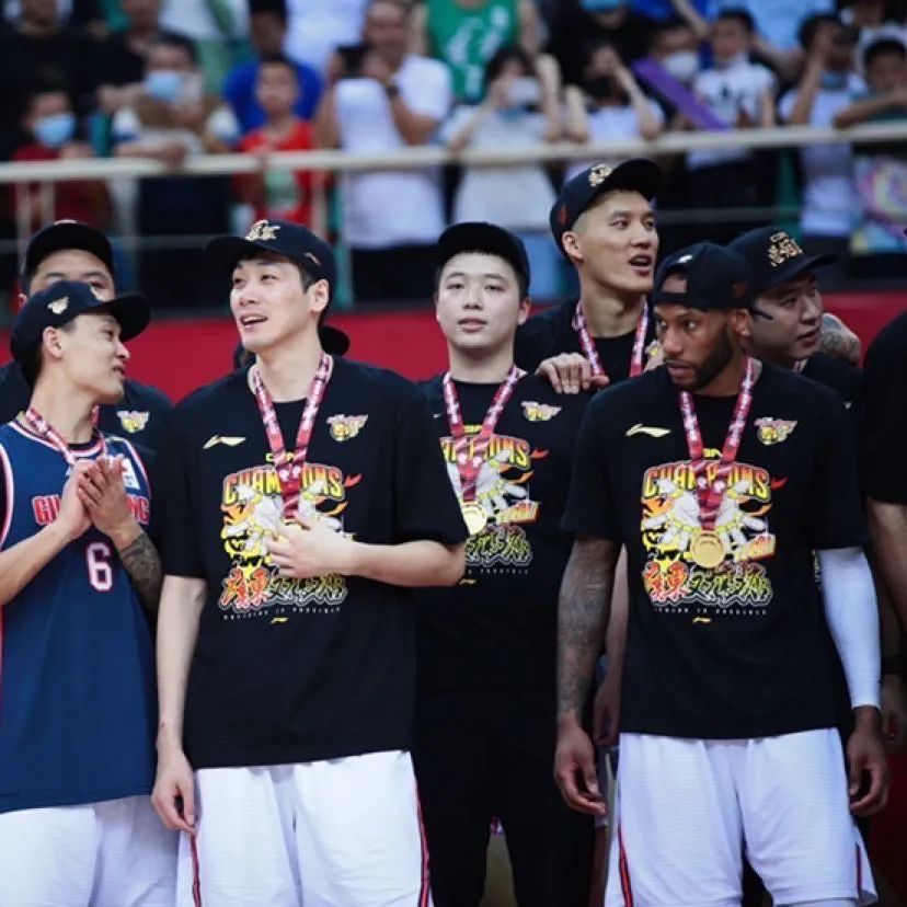 广东宏远队翻译小余翻译,广东宏远队翻译是谁