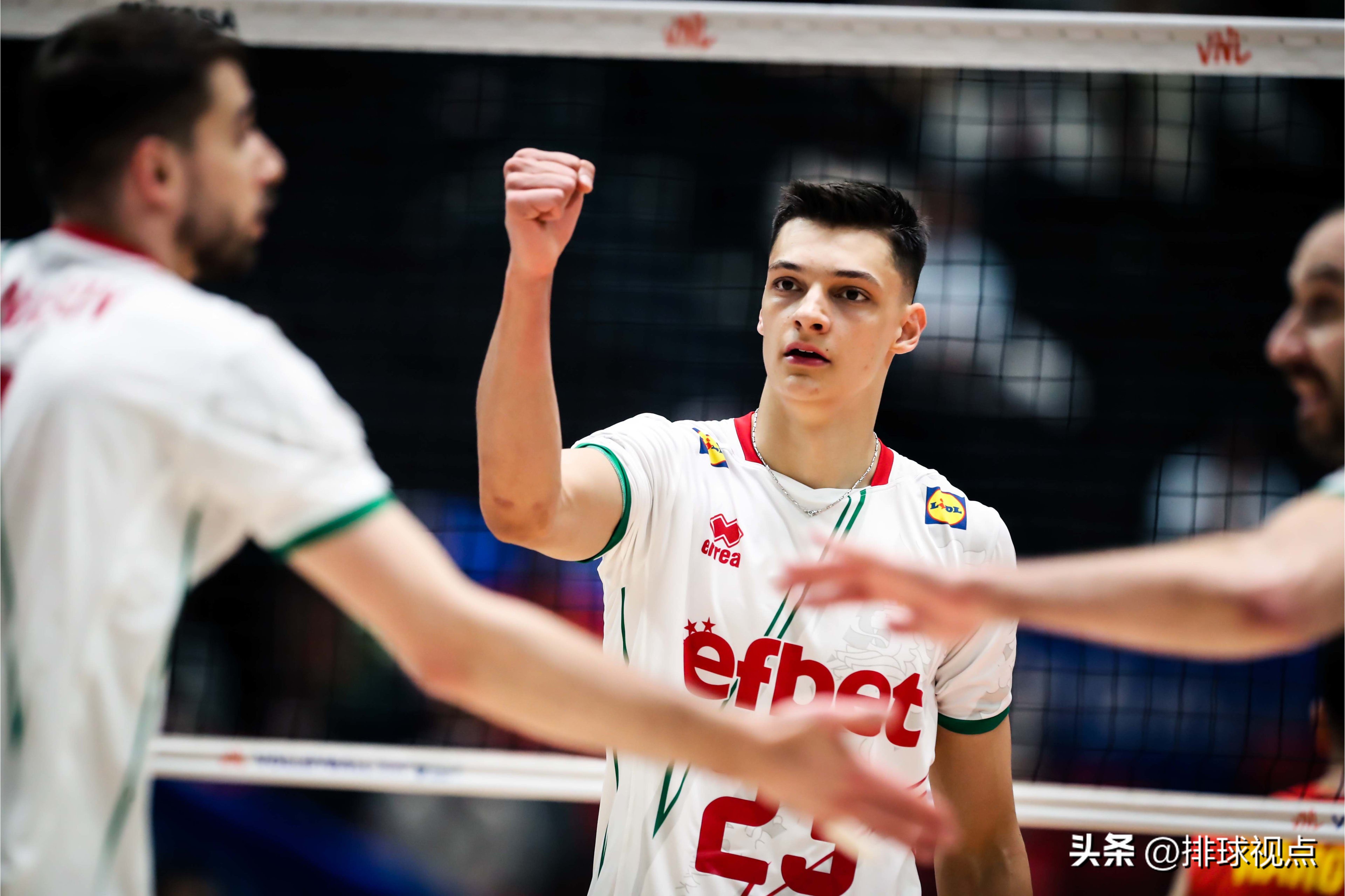 张景胤16分助中国男排战胜墨西哥,中国男排张景胤比赛