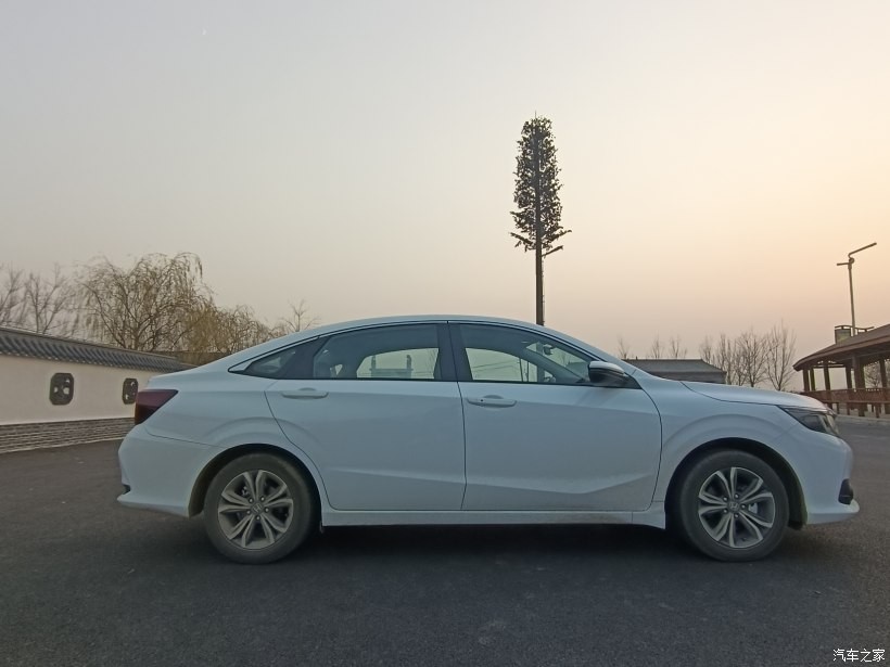 油耗凌派,考虑油耗和舒适选啥suv