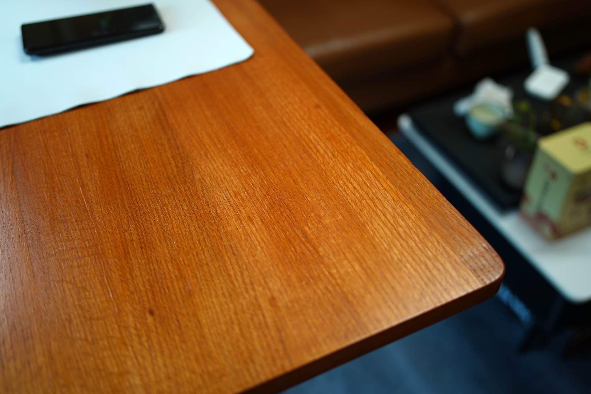 男人谁不喜欢一张大大的书桌,智芯1.8M实木升降桌那是真的爱