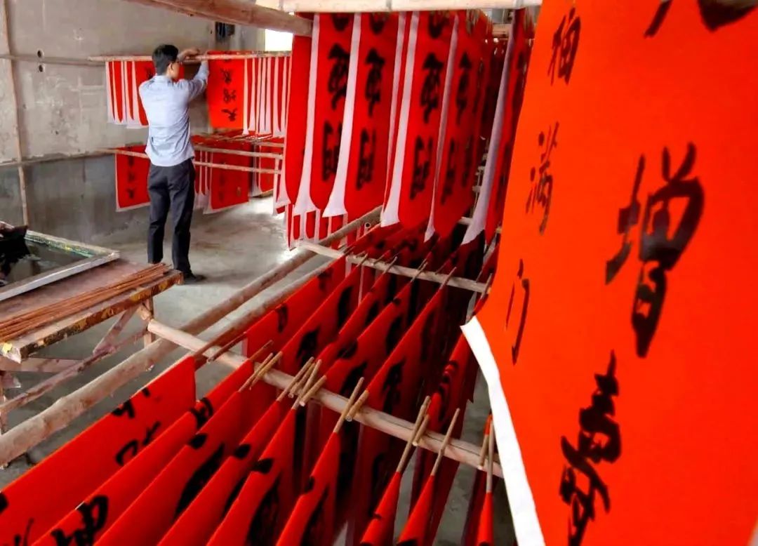 文房四宝笔墨纸砚用行书怎么写,文房四宝笔墨纸砚日积月累意思