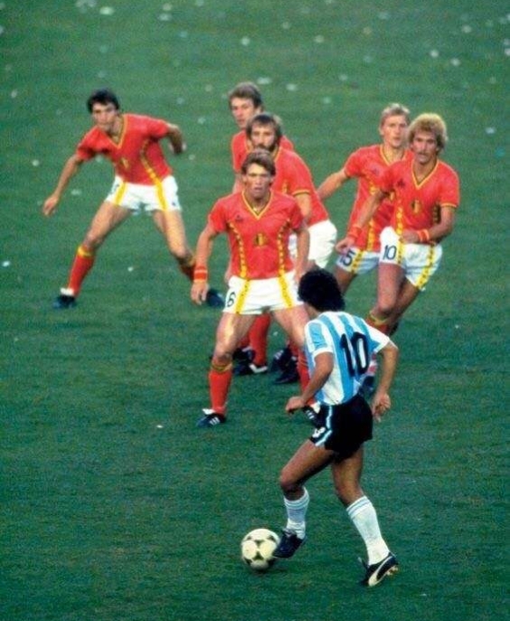 阿根廷不需要梅西,阿根廷请别为我哭泣麦当娜