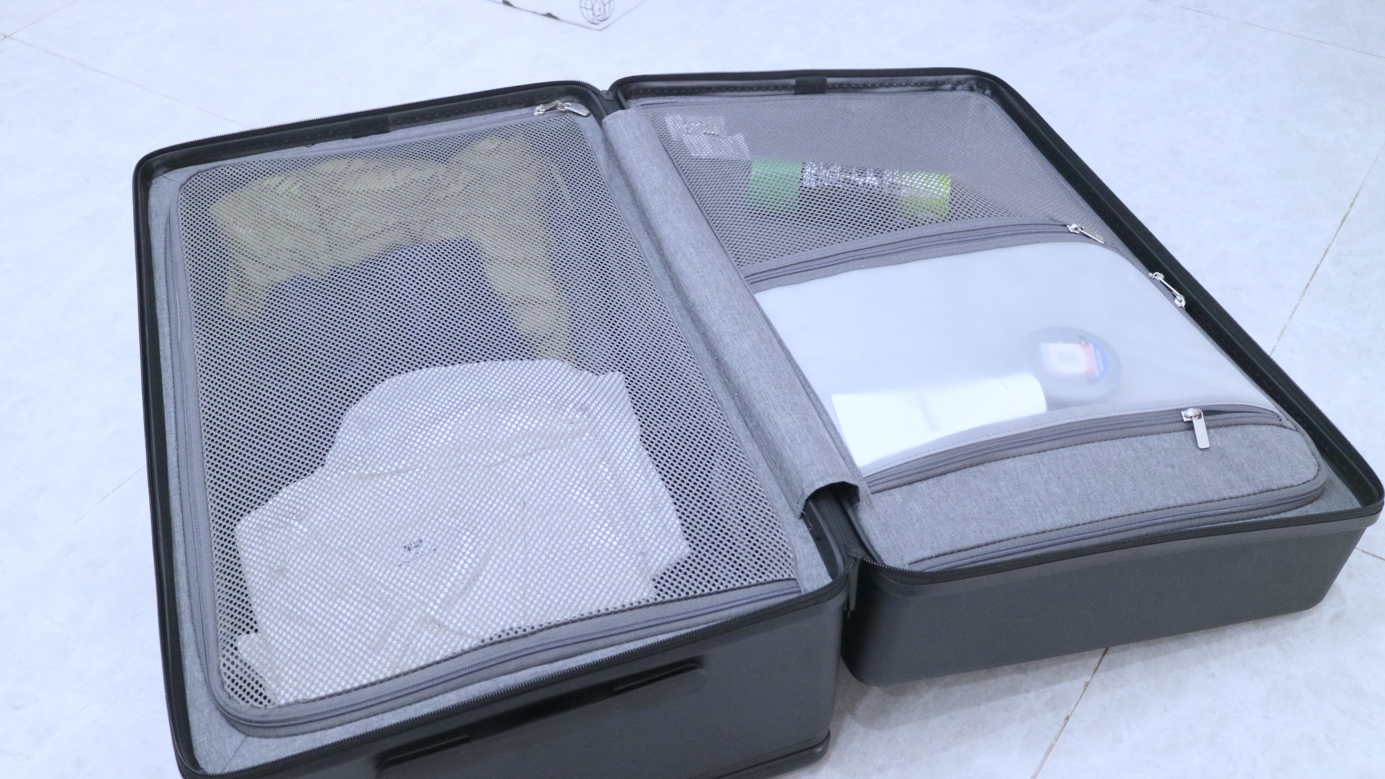 地平线8号行李箱和漫游旅行箱,地平线8号大旅行家系列行李箱