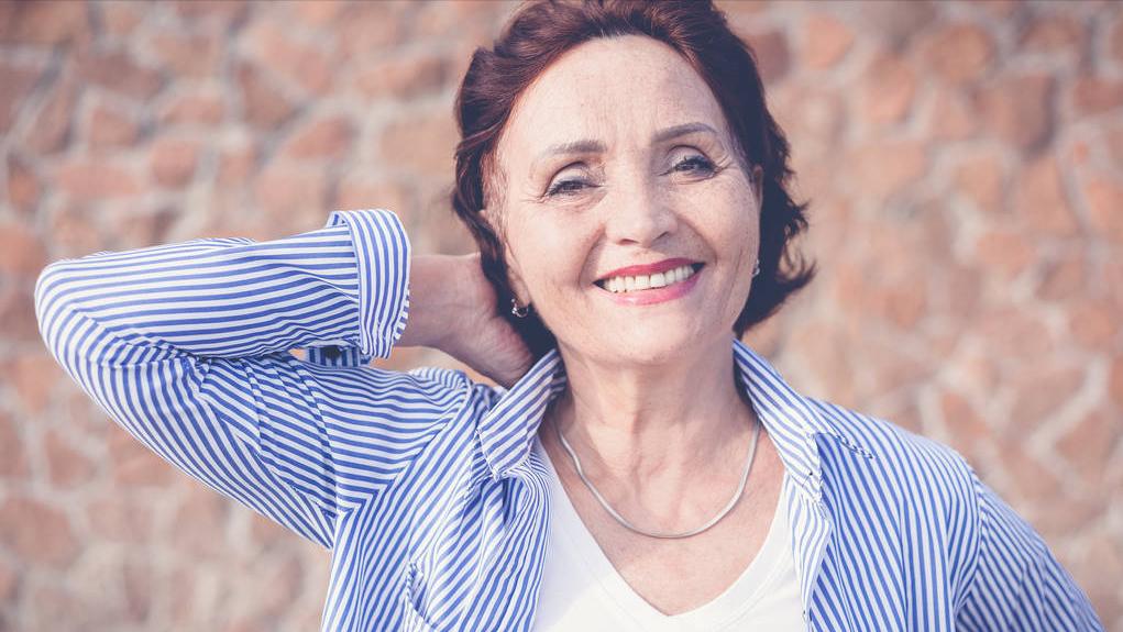 55岁富婆找老伴,60岁富婆找老伴