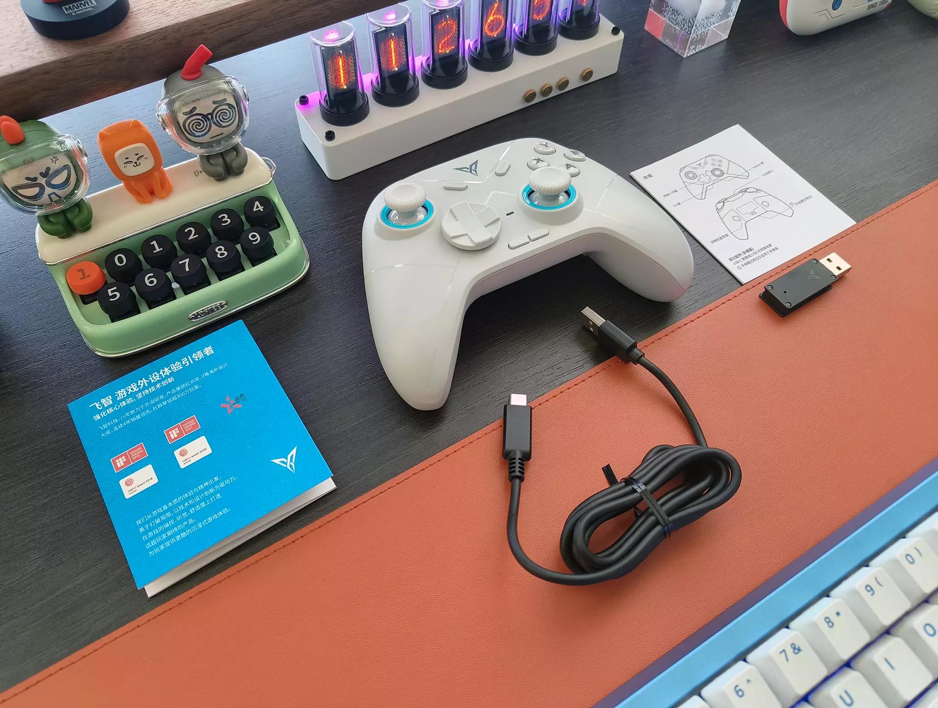 飞智冰原狼游戏手柄沉浸式开箱,飞智冰原狼多模板无线游戏手柄