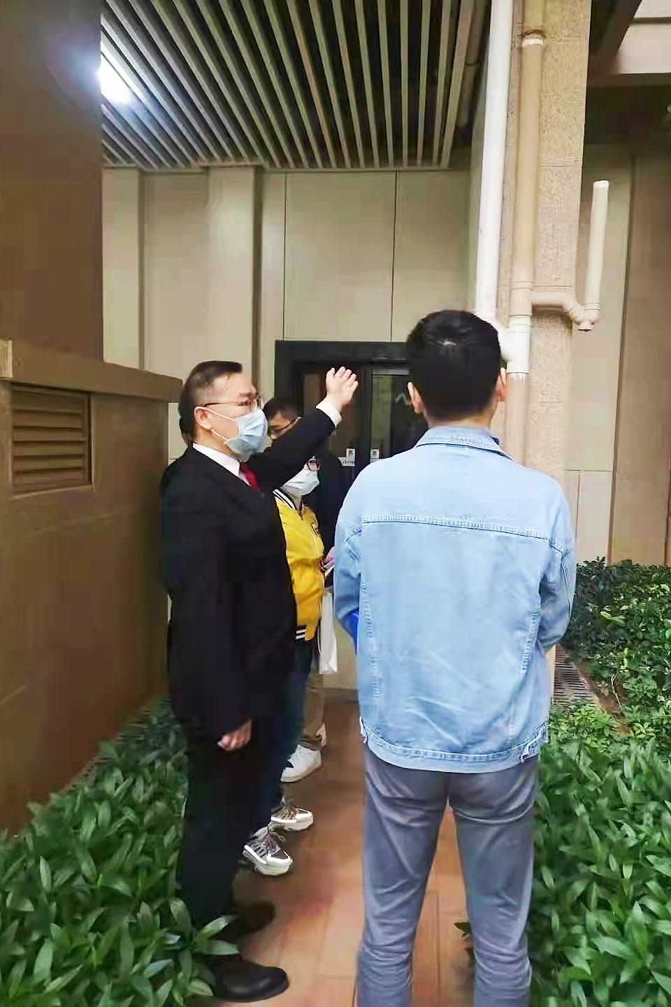 卫生间反水倒灌谁的责任,2楼卫生间返水造成损失谁负责