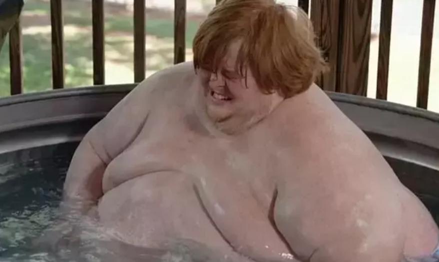 美国300斤男子减肥成功,美国900斤巨胖男子减肥