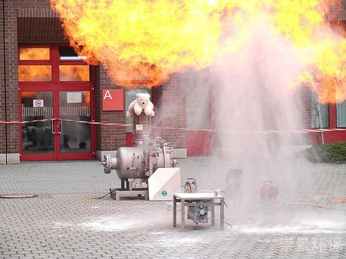 铝粉爆炸威力测试,铝粉爆炸威力惊人