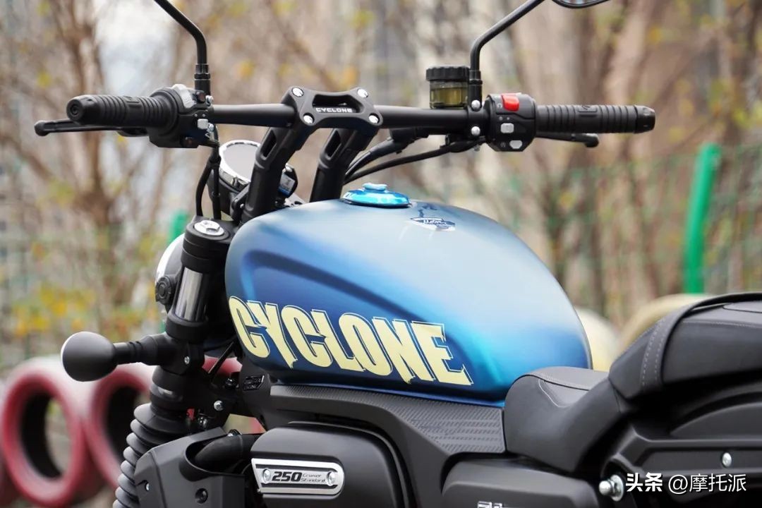 美式复古巡航车赛科龙ra250,万元复古巡航车赛科龙ra2与ra250