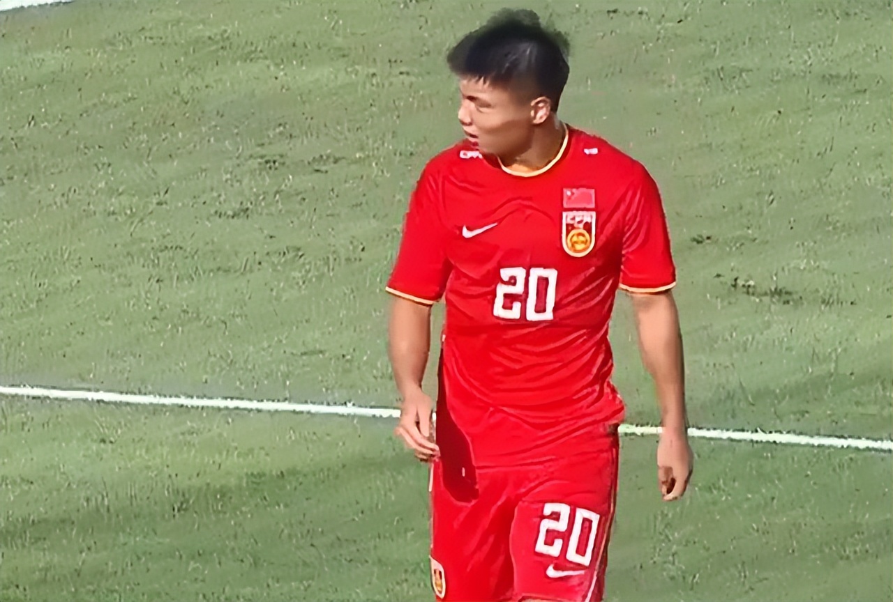 中国男足比赛最惨的一场视频,1:0首胜中国男足掀翻亚洲苦主