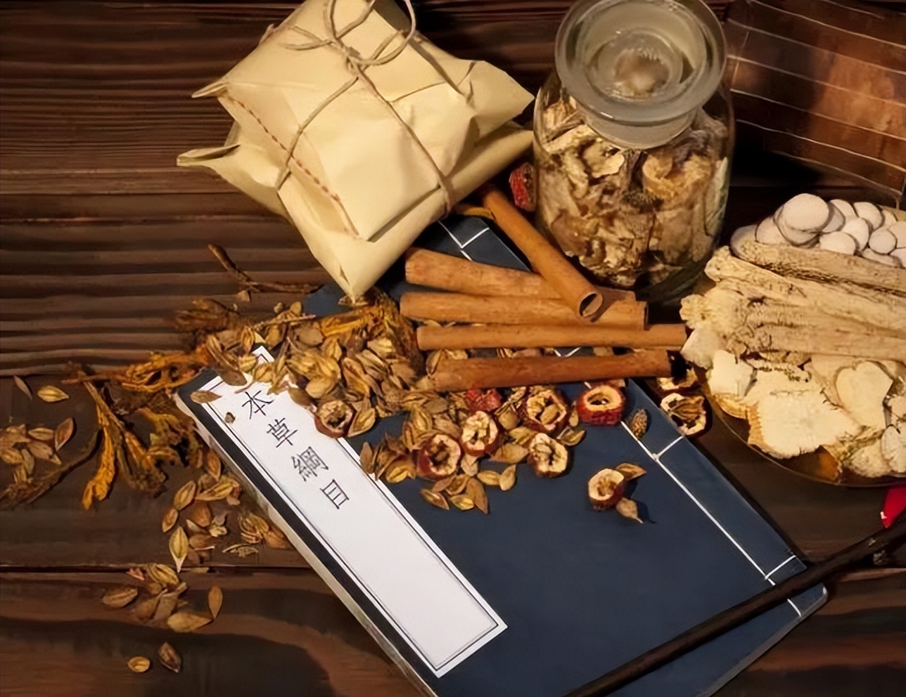 钟南山：新冠二次感染后及时用药！抗病毒药和中药，如何选用？