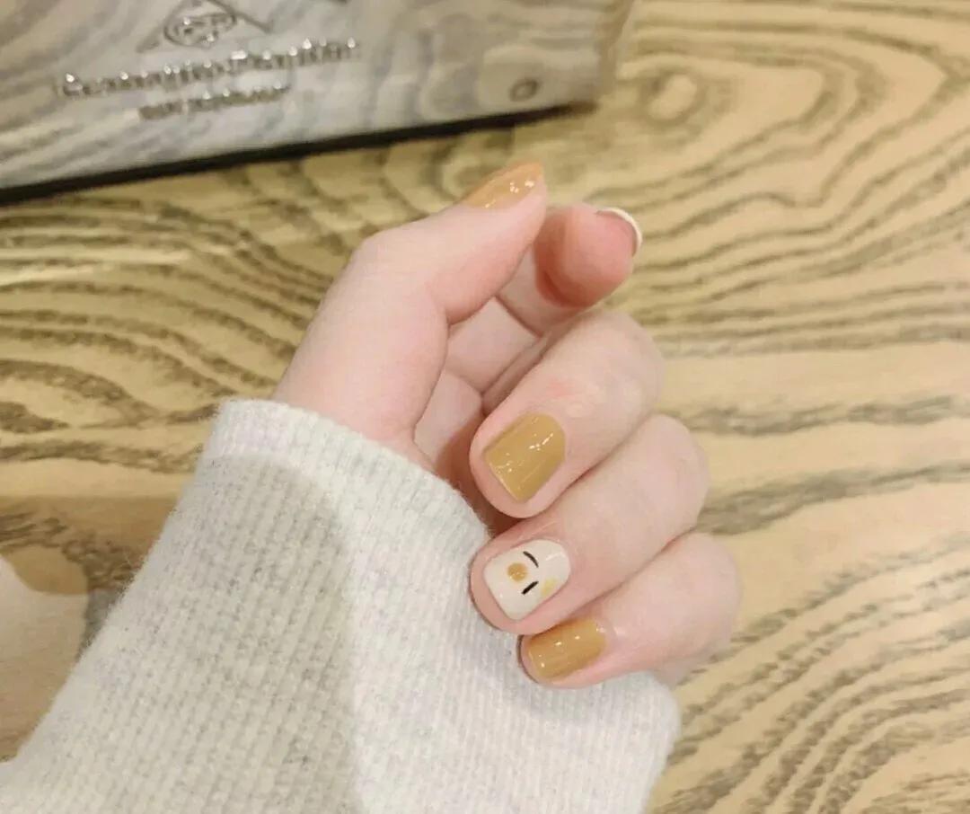 美甲的第一步认识美甲,美甲必备哪些美甲技巧