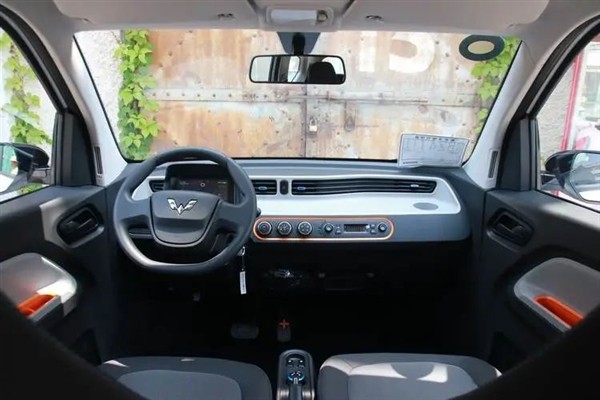 比亚迪汉dmi和特斯拉model3哪个好,国产最好的特斯拉电动汽车