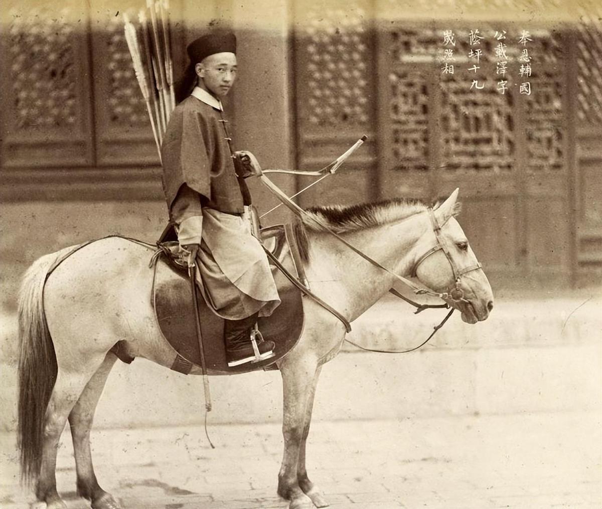 中国最后一位皇后婉容的下场,清朝最后一位皇后婉容照片