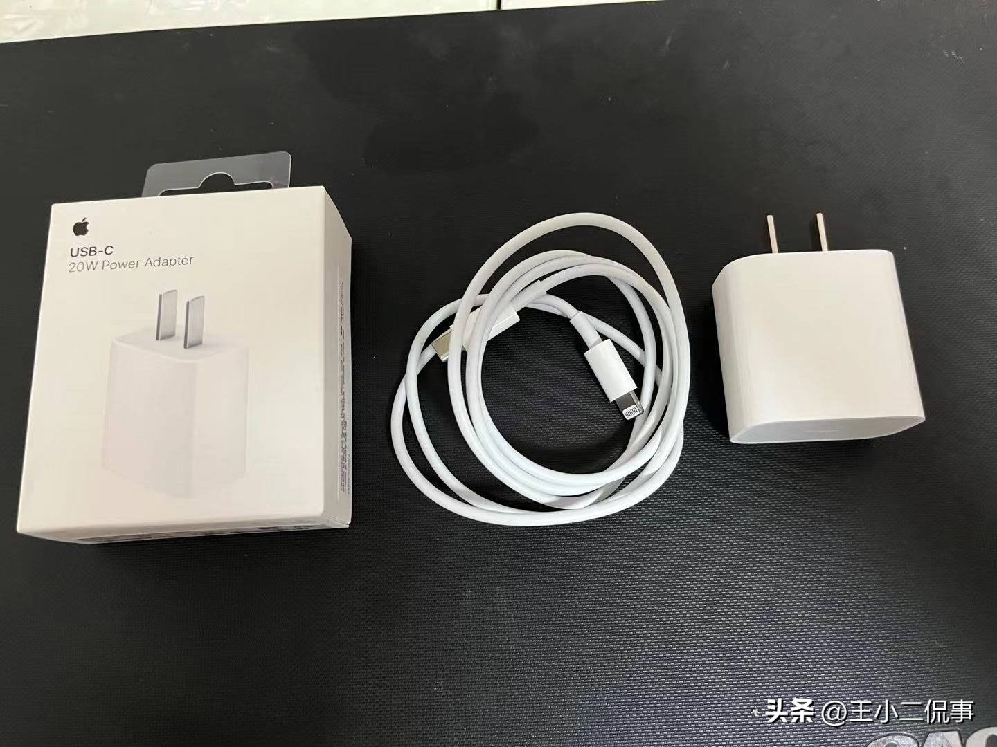 你还在用苹果手机吗？今天聊一聊苹果是怎样割韭菜的，满满的套路