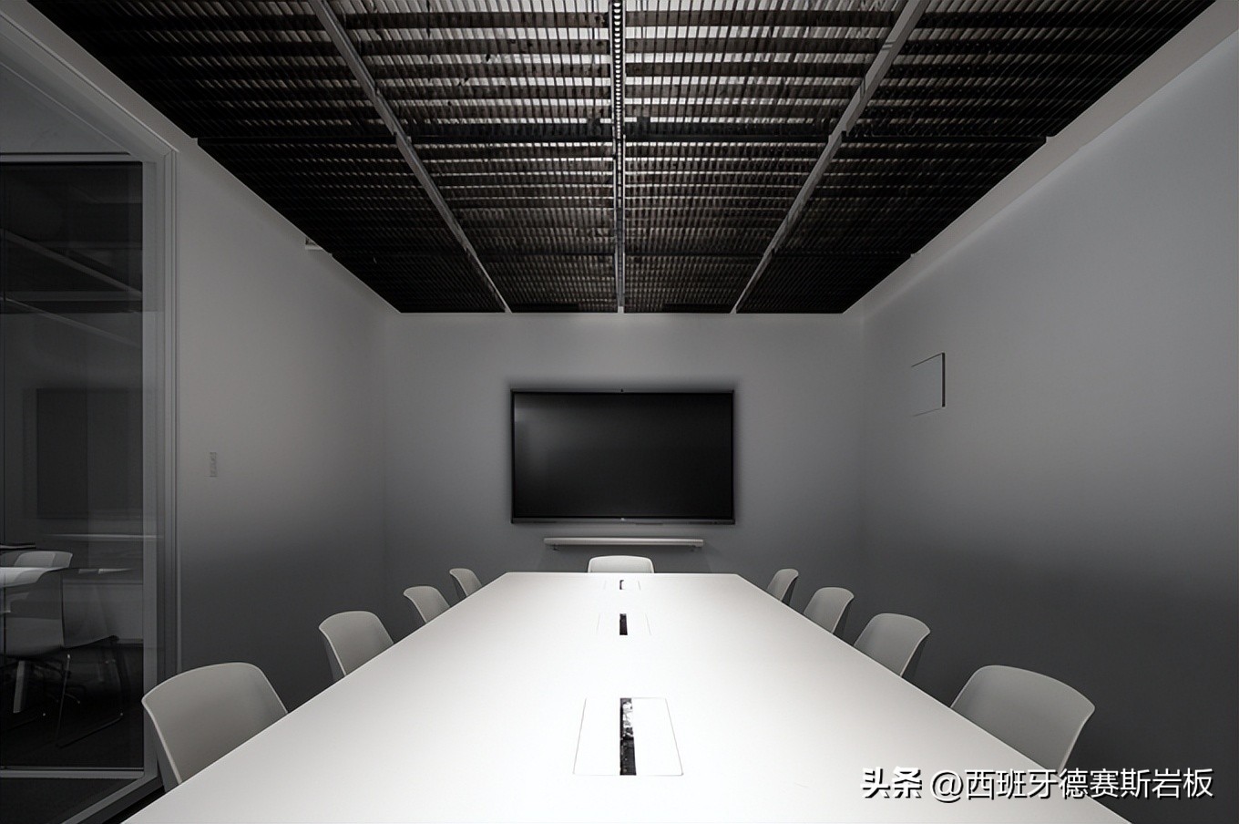 德赛斯西安办公室：极简工业风，感受纯粹