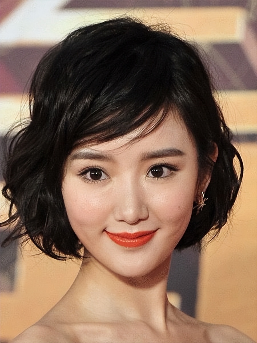 男生梨形脸适合的发型修饰下颚线,直男眼中什么发型最好看